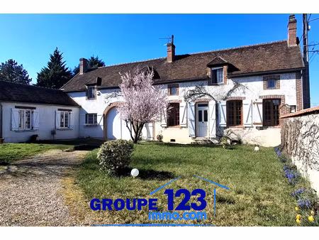 propriété de charme avec dépendance et jardin arboré !