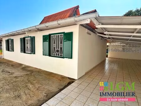 maison familiale individuelle 4 pièces de 76 m² + 2 grandes terrasses + 1 dépendance de 18