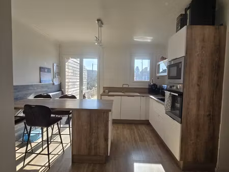 maison semi-individuelle avec jardin  garage et 3 chambres – dpe b