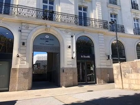 location bureau nantes 270 m²