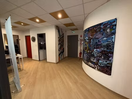 achat local professionnel 143m² nimes 30900