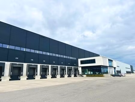 commercieel te huur in genk