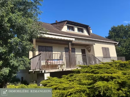 pavillon familial avec vue dégagée