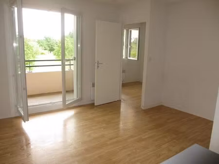 location appartement 2 pièces 33m² montbeton 82290