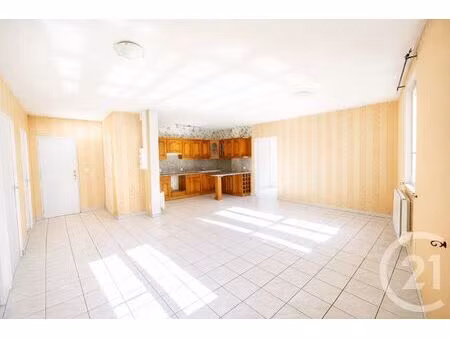 location appartement 3 pièces 80m² graulhet 81300