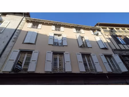 achat immeuble 218m² aurillac 15000