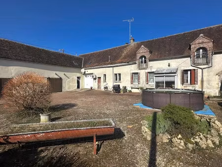 vente maison 8 pièces 85 m² à courtenay (45320)  129 000 €