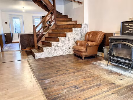 villeneuve d'olmes a vendre maison avec cour et garage