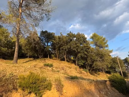 taradeau terrain en zone naturelle