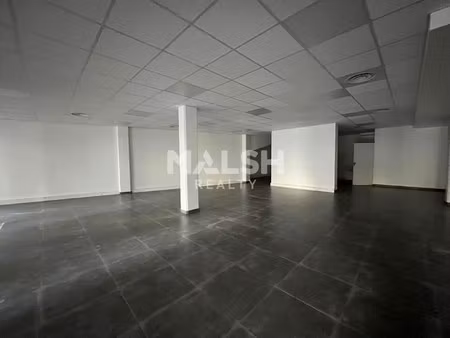 location local commercial 155m²