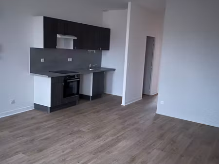 location appartement 3 pièces 62m² chandon 42190