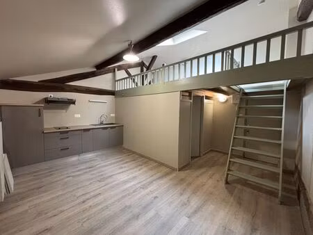 location appartement 1 pièce 24m² bourg en bresse 01000