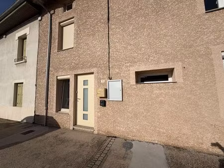 location appartement 2 pièces 26m² st paul de varax 01240