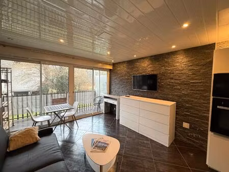 location appartement 1 pièce 25m²