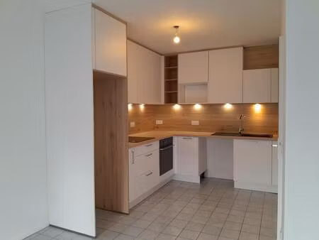 location appartement 5 pièces 89m² la motte servolex 73290