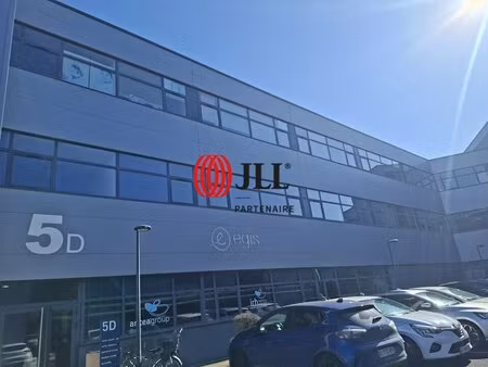 location local professionnel 157m² clermont ferrand 63100