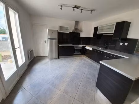 location maison 4 pièces 105m² chaponnay 69970