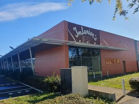 location local commercial 300m² aubiere 63170