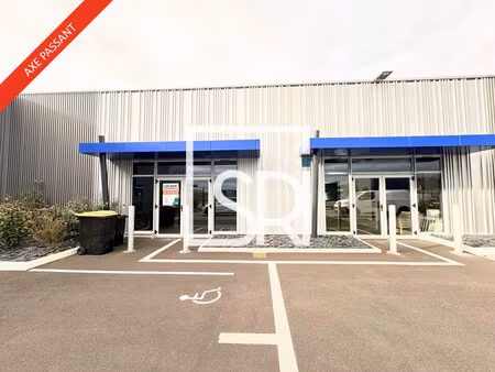location local commercial 296m² thiers 63300