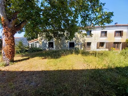 achat maison 9 pièces 215m² chassors 16200