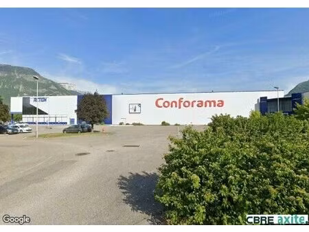location local commercial 1 150m² st egreve 38120