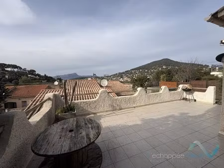 vente villa t4 carqueiranne avec grand garage