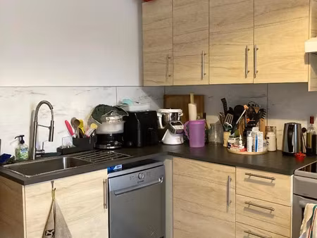 appartement à louer 3 pièces 82.8 m² - dortan (01) - 605€