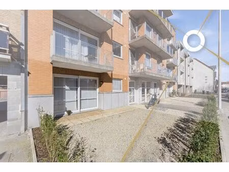 instapklaar gelijkvloers appartement met 2 slaapkamers en ruime tuin