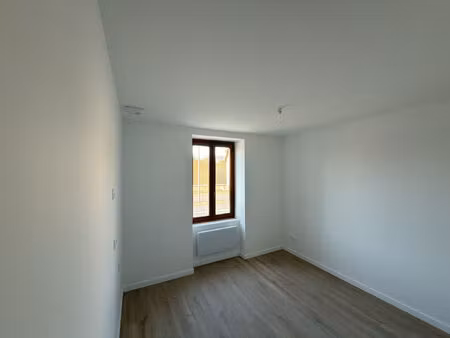 location appartement 2 pièces 32 m² à tassin-la-demi-lune (69160)