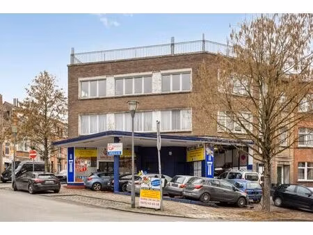 immo david syelt voor: garage met commerciële ruimte