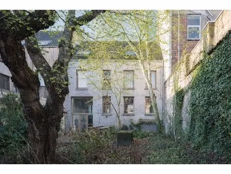 een bijzondere woning die zich onderscheidt door haar architectuur  ruimtelijkheid en unie