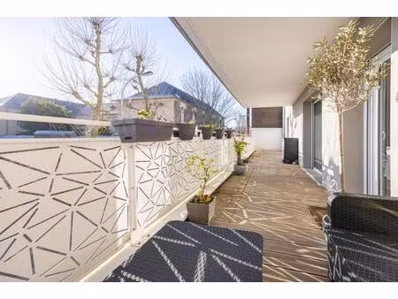 appartement t4 avec terrasse