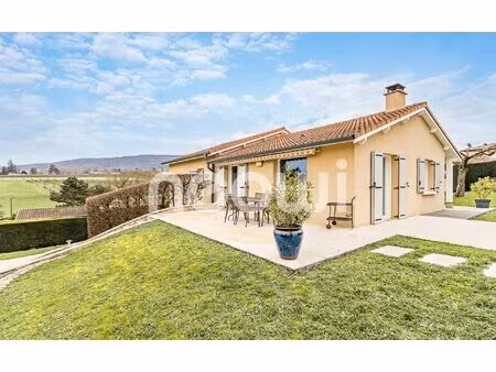 lissieu maison 4 chambres avec piscine sur terrain 2177 m²