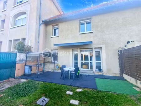 maison de ville de 103 84 m² à roanne