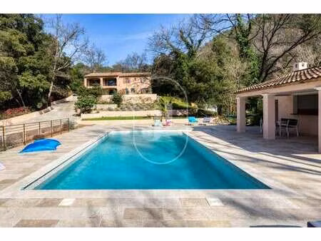 villa de luxe à vendre à la motte : 995 000 € | 204m²