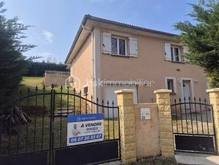 maison traditionnelle de 152 m² à villefontaine