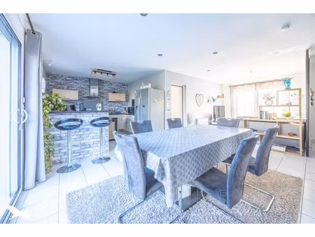 vente maison 6 pièces 105 m² chauray (79180)