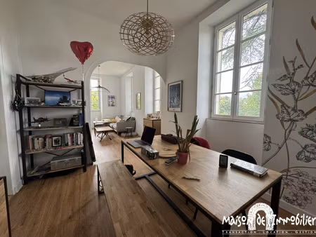 a louer à cognac centre-ville - appartement meublé de 4 pièc