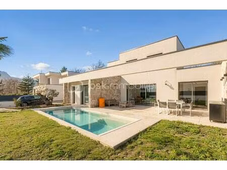 maison de 153 m² à bresson