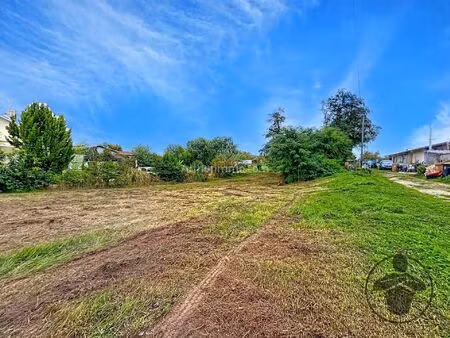 vente terrain 3472 m2 à coutras