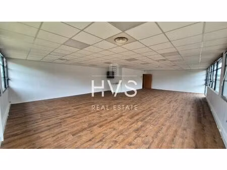 location local professionnel 109m² aix en provence 13100