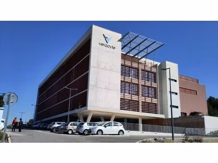 location local professionnel 6 203m² marseille 9ème