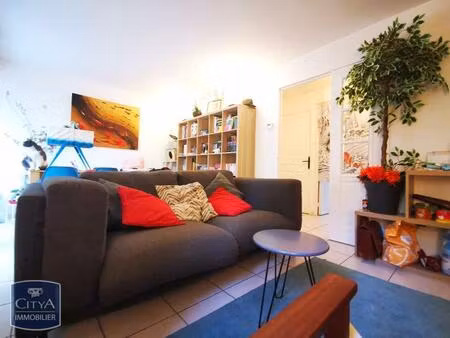 location appartement 3 pièces 66m² avignon 84000