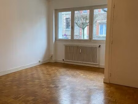 location local professionnel 53m² st brieuc 22000