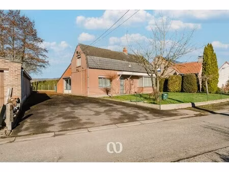 huis te koop in mont-de-l'enclus met 3 slaapkamers