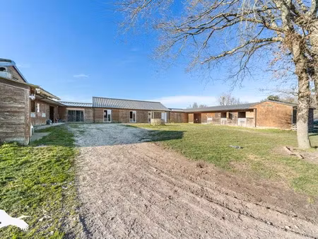 vente maison 5 pièces 140 m² à souméras (17130)  235 000 €