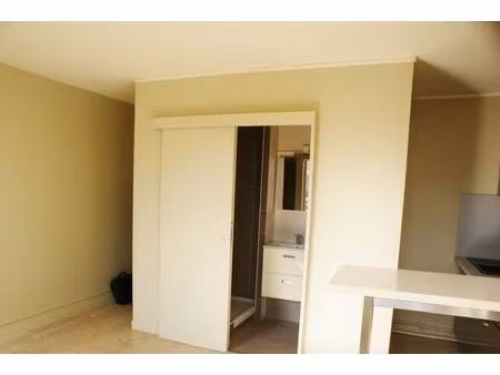 a louer - studio montélimar