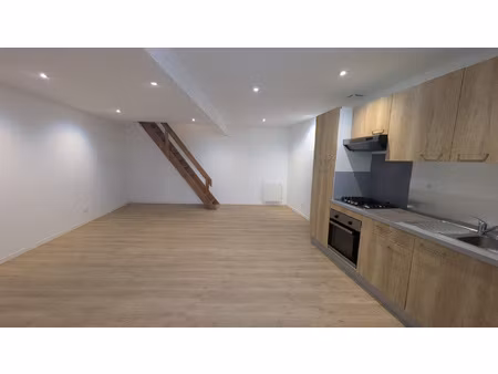 location appartement 2 pièces 61m² frontenay rohan rohan 79270