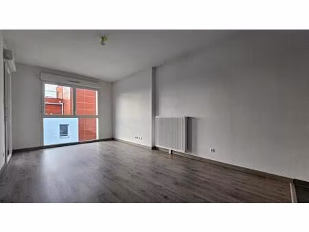 location appartement 2 pièces 43m² bruges 33520