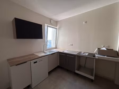 location appartement 3 pièces 62m² cognac 16100